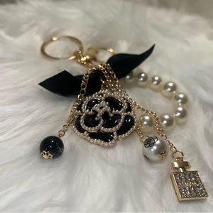 *NWT* Classy bag charm or Key chain